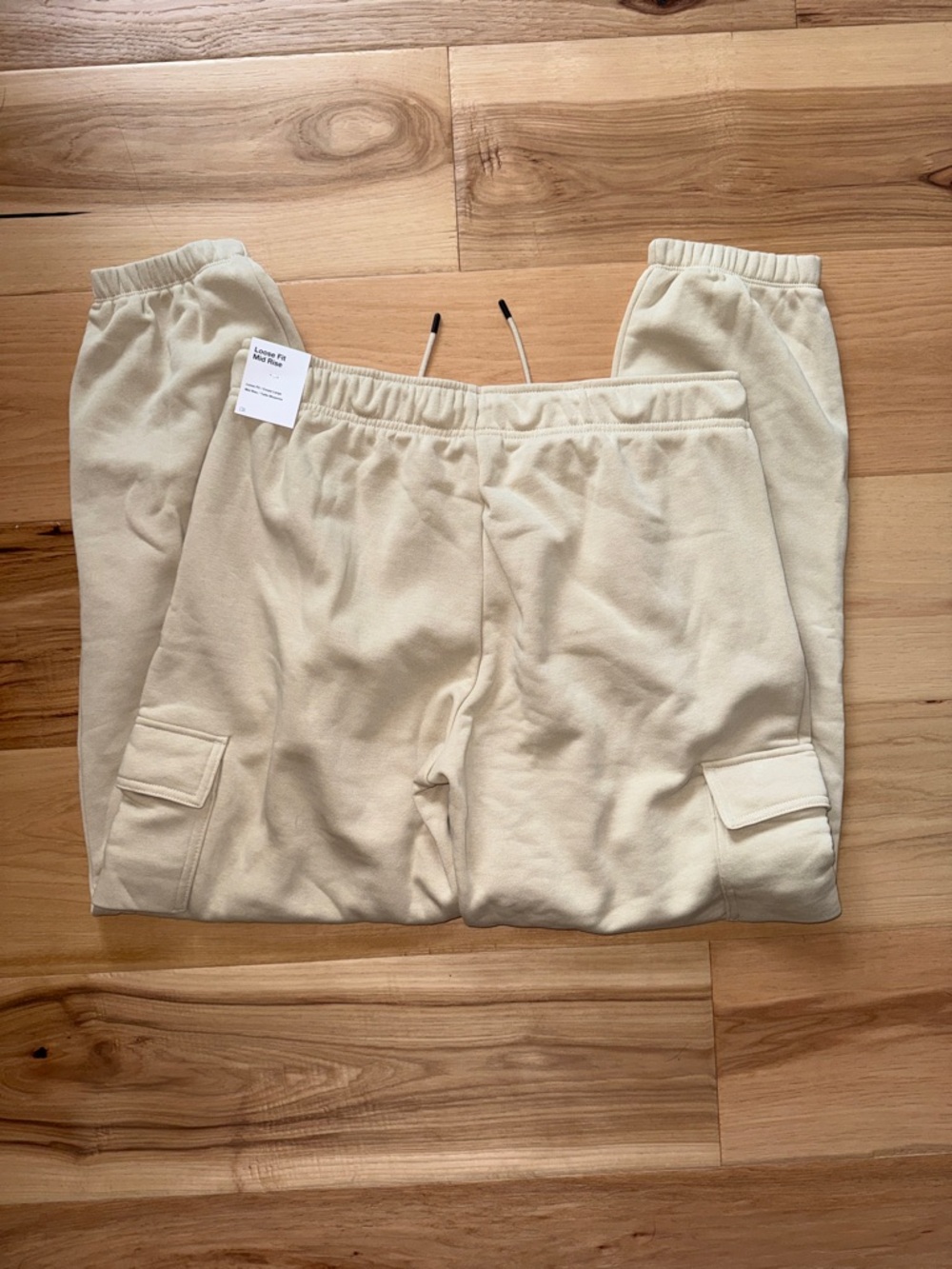 Nike Cream/Tan Cargo Joggers with Drawstring - Picture 2 of 4